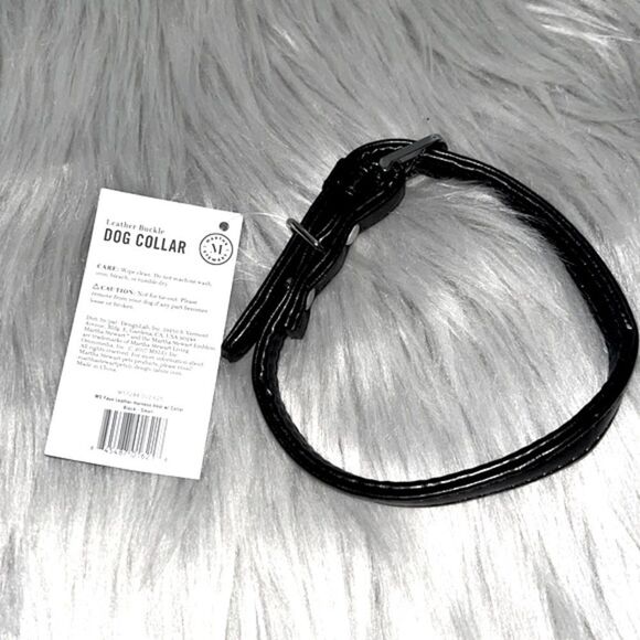 Martha Stewart Leather Dog Collar - Picture 4 of 5